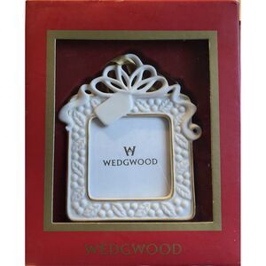 Wedgewood Ornament Picture Frame Easel Back White Gold Gift Tag In Box Tabletop